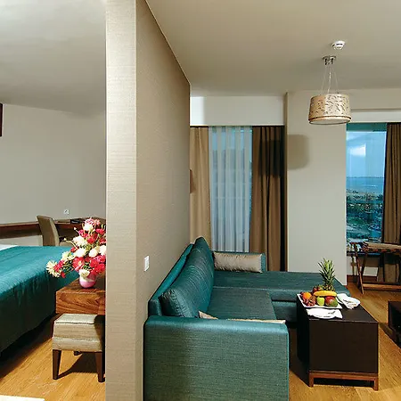 Semesteranläggning (resort) Commodore Elite & Ultra (adults Only) 5*
