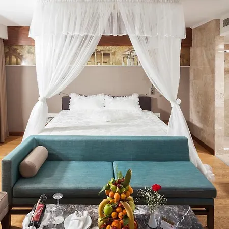 Commodore Elite & Ultra (adults Only) Evrenseki