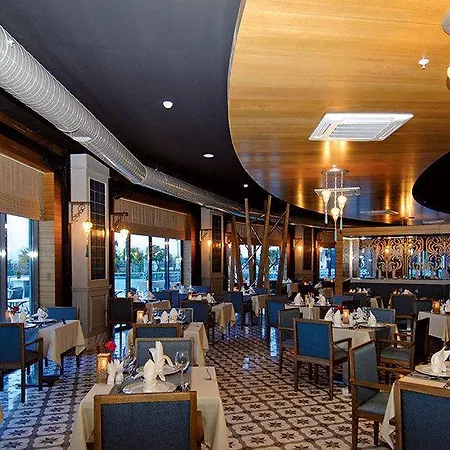 리조트 Commodore Elite & Ultra (adults Only) Evrenseki