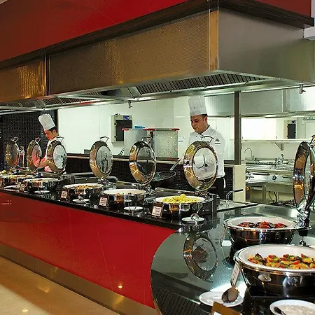 리조트 Commodore Elite & Ultra (adults Only) 5*