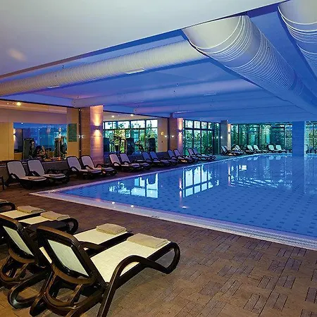 Commodore Elite & Ultra (adults Only)