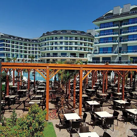 Semesteranläggning (resort) Commodore Elite & Ultra (adults Only)