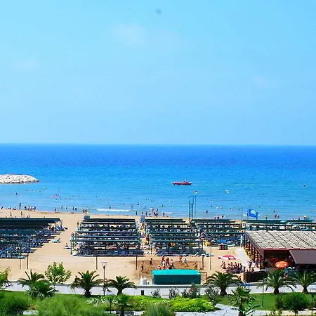 Commodore Elite & Ultra (adults Only) Resort